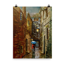 Load image into Gallery viewer, Rainy day art print Titled "Back Wynd"