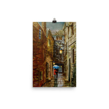 Load image into Gallery viewer, Rainy day art print Titled "Back Wynd"