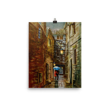 Load image into Gallery viewer, Rainy day art print Titled &quot;Back Wynd&quot;
