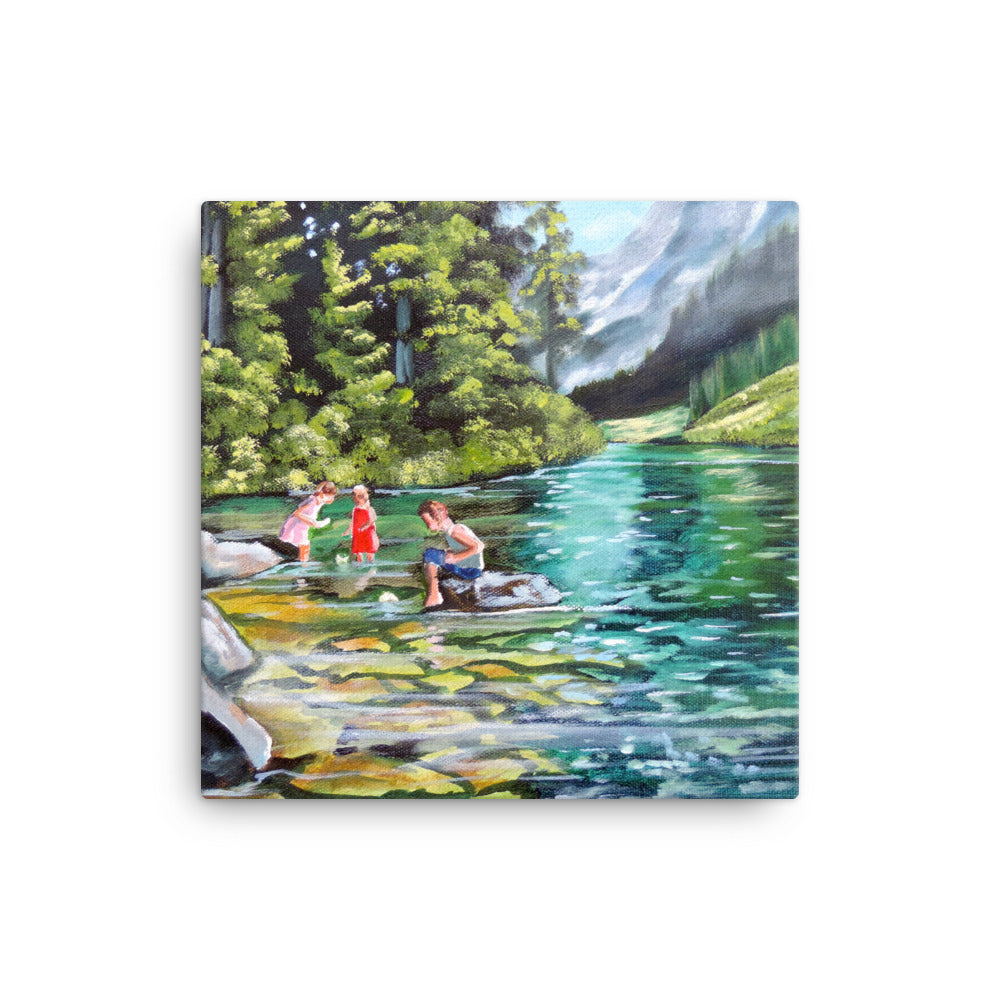 Paper boats on the water Canvas
